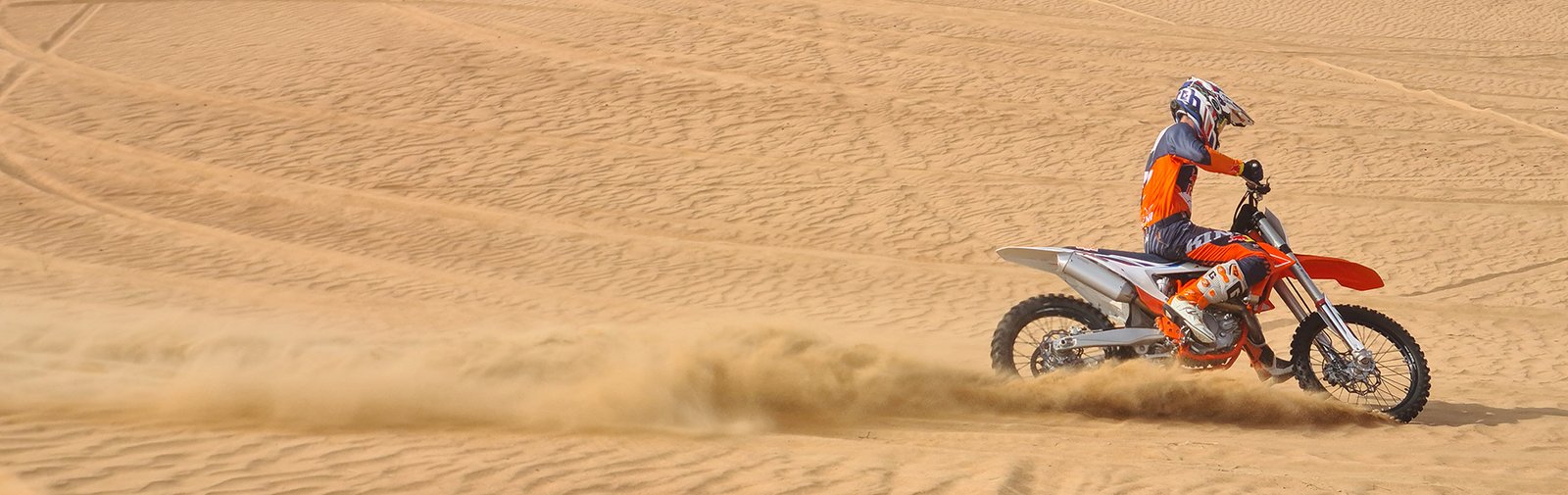 Liwa-Tours